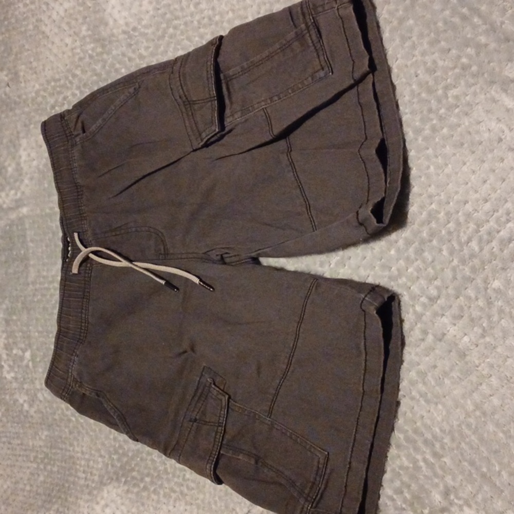 Cargo shorts Small